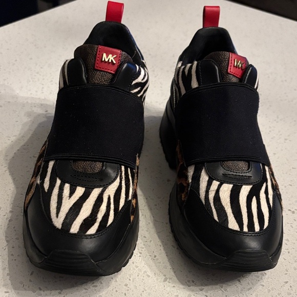 NWOB Michael Kors Cosmo Animal-Print Calf Hair Slip-On Sneakers. Size 8.5. - Picture 2 of 10